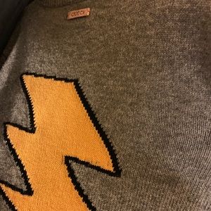 Meet your Posher, Wayne